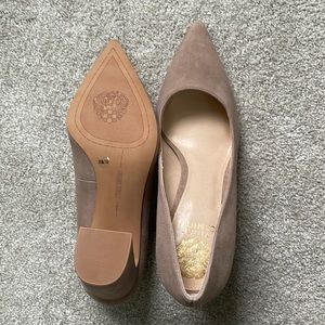 Vince Camuto Ableen Pump. Taupe. Never worn